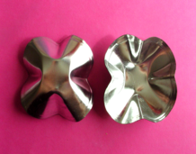 Moule courbe cannelé